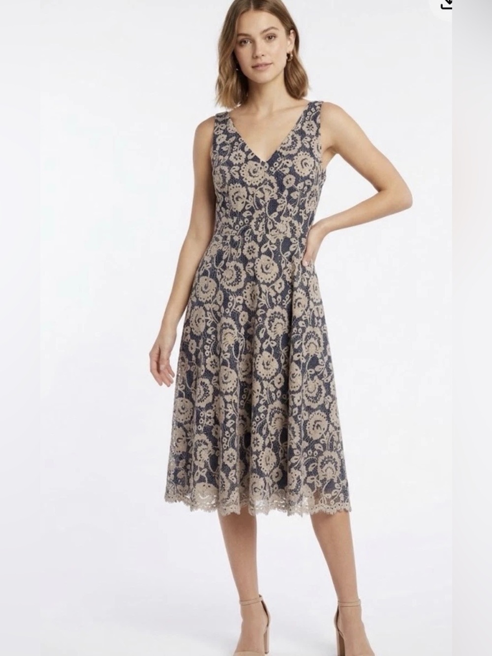 Vince Camuto Sleeveless Lace-Overlay Maxi Dress in Cream and Navy